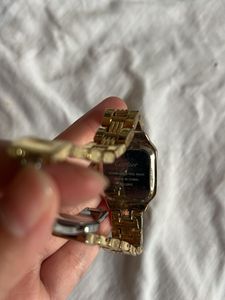 FLASH SALE 😍Cartier Gold Women's Watch
