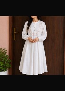 White Embroidered Cotton Kurta new with tag bust 3