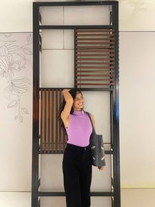 Sleeveless Turtleneck Ribbed Top