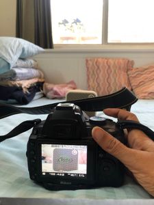 Nikon D5000 + 18-55 Lens