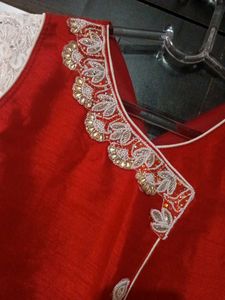 Beautiful Red &amp; White Ethnic Kurta Set