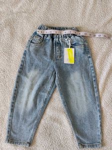 Unisex Cute Light Wash Denim boyfriend Jeans