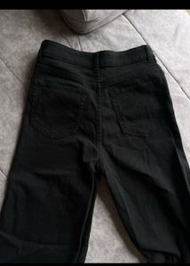 2 H&amp;M Jeans