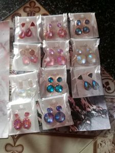 Fashionable Jhumka Earrings Set