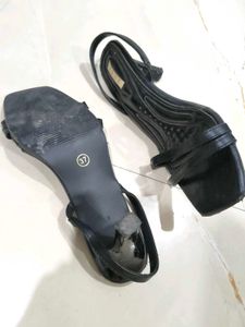 Chic Black Strappy Heeled Sandals