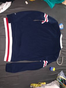 🌻FILA FLEECE SWEATSHIRT🌻