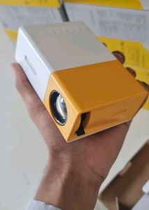 LED Projector 40inch Clearity Price Dropped