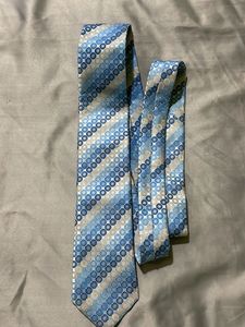 Blue Geometric Pattern Tie