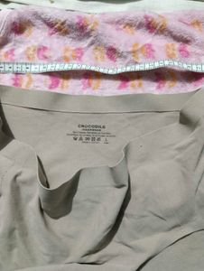Seamless Nude Briefs