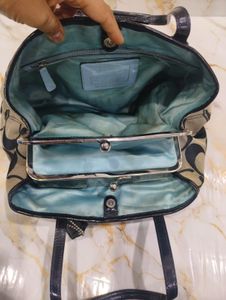 RARE COACH KISS LOCK TOTE