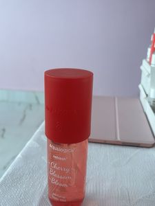 Aqualogica Cherry Blossom Bloom Perfume Mist