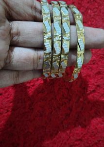 Elegant Gold &amp; Silver Tone Bangles Set