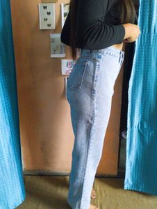 🤍🩵Waist:-30 Light Wash Jeans - Trendy Denim🩵🤍
