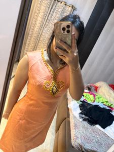 Peach Embellished Sleeveless Dress❤️🦋