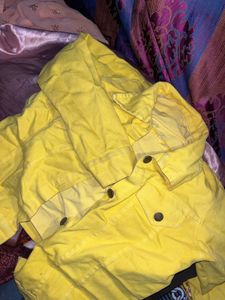 Vibrant Yellow Cropped Denim Jacket