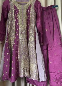 Embroidered Kurta Set with Pants