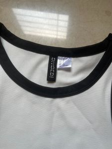 h&amp;m White Ribbed Tank Top