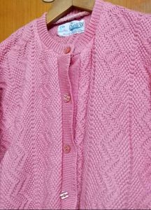 Cute Vintage Pink Knit Cardigan