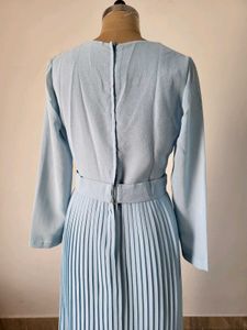 Elegant Light Blue Pleated Maxi Dress