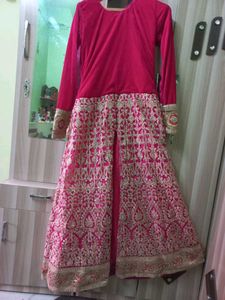 Rose pink 🩷 Embroidered gawn