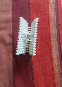 White Pearl Beautiful Clutcher