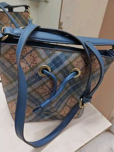 Stylish Plaid Bucket Bag