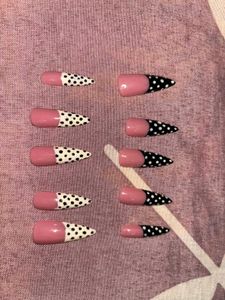 Cute Polka Dot Press-On Nails