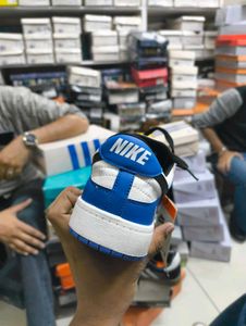 Nike Sneakers