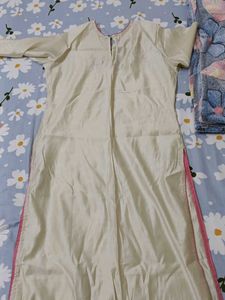 Elegant Embroidered Kurta Set with Dupatta