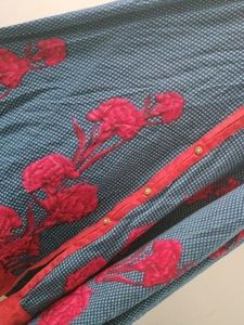 SALEEEEE!!!🎊🎊....Pretty Red Kurti