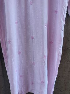 Elegant Pink Embroidered Kurta