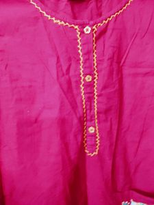 Red Kurta With Owl Embroidery.