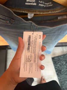 New amazon basics Comfortable Women's Blue Jeans