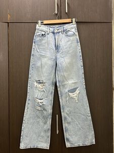 Light Wash Wide Leg Jeans