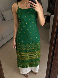 Unique Boho Printed Green Tie-Up Kurti