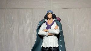Banpresto Kuzan anime action figure