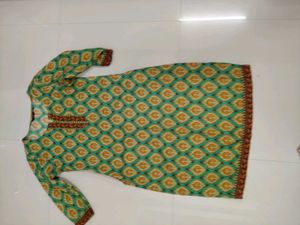 Green kurta