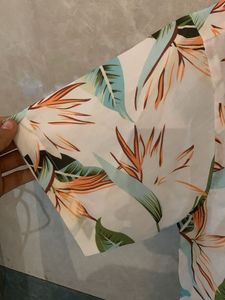 Men's Tropical Floral Short Sleeve Shirt