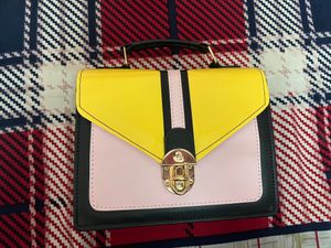 Classic Handbags 👜 Yellow And Pink