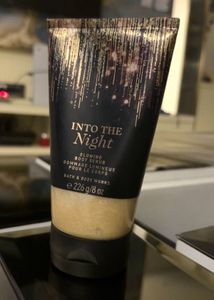 Bath & Body Works Into the Night  Scrub