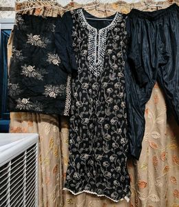 Elegant Black Embroidered Kurta Set