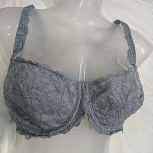 Gray Lace 🪔 Underwire Bra
