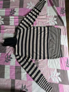 Turtle neck tshirt from US