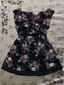 vintage floral sheer slip in top 🐾