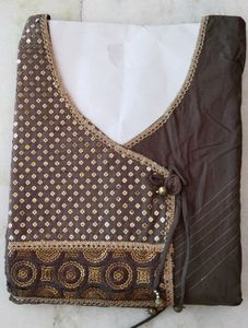 Women Three Quarter Brown Kurti, L