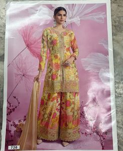 Elegant Floral Print Lehenga Choli