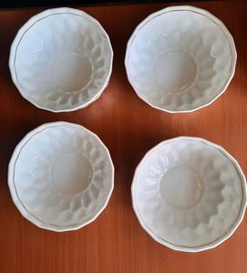 Bargain Deal 🌷6 FINEBONE CHINA Dinnerware