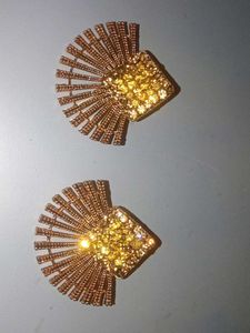 Sparkling Gold Toned Earrings