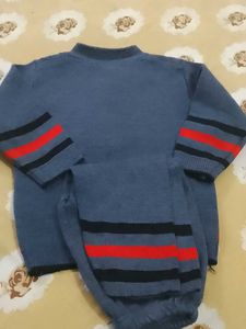 Stylish Blue Knitted Sweater