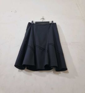 Stylish Black Skirt
